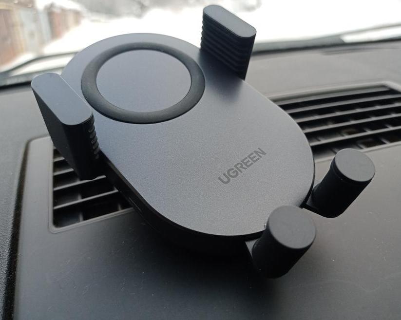 Обзор автомобильного держателя Ugreen CD256 с беспроводной зарядкой: в поисках идеального варианта