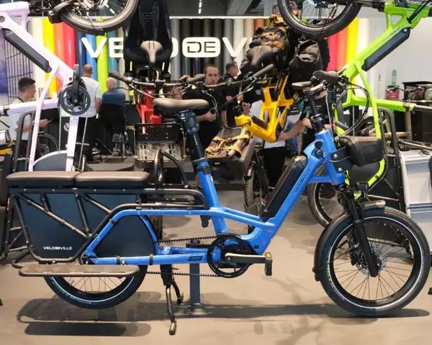 Германский производитель Vélo de Ville представил свой первый электрический лонгтейл.</p>
<p>Имя модели велосипеда — Loady