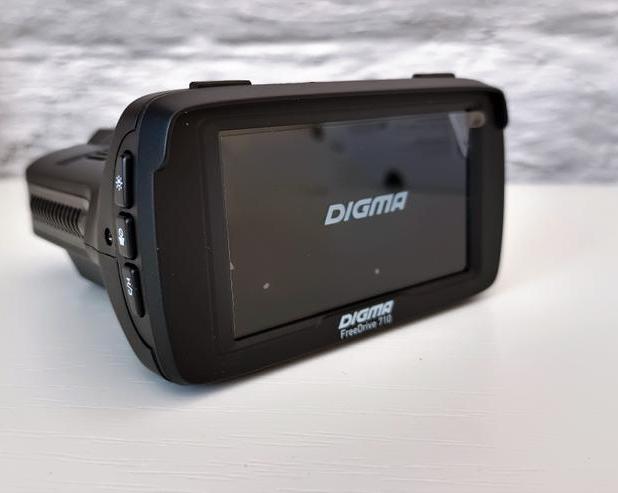 Обзор видеорегистратора Digma FreeDrive 710GPS с функцией радар